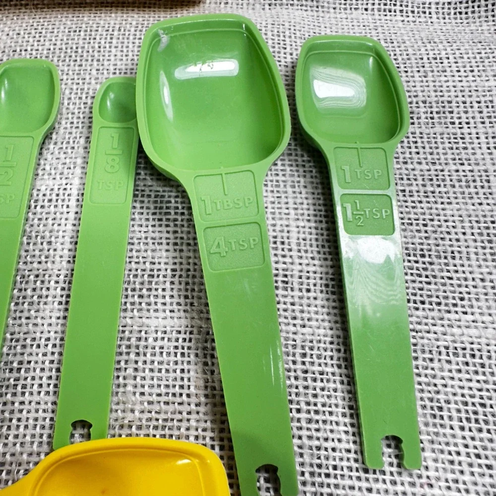 Tupperware Measuring Spoons Spatula Citrus Peeler Lot Green Yellow Orange Vtg